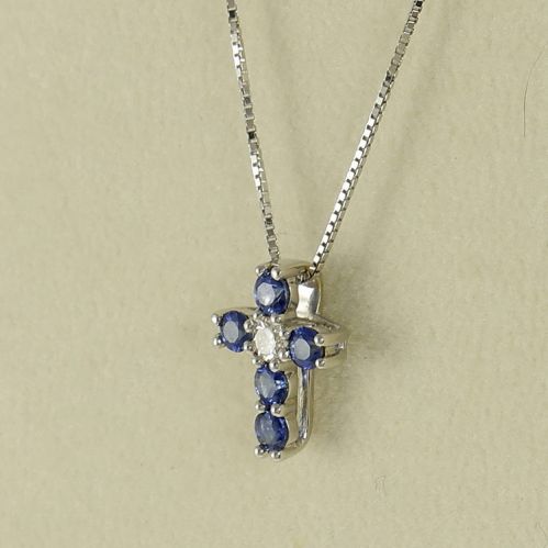 Collier GIANNI CARITÀ, crucifix avec saphirs et diamant, or blanc 18Kt